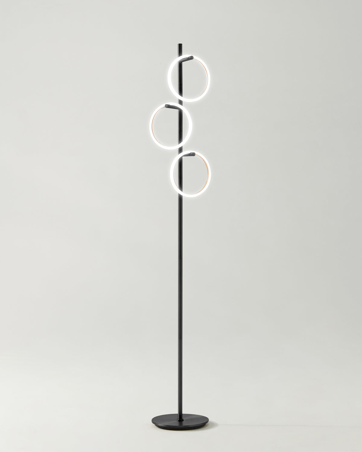 Bela Floor Lamp | Brass Finish, 3 Dimming Settings
