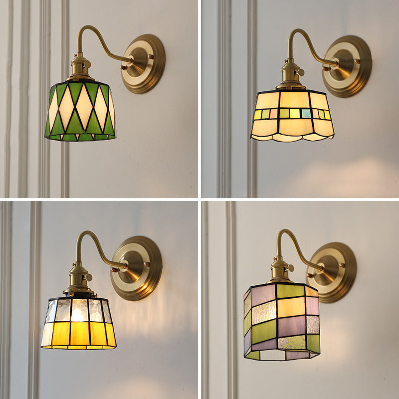 Classic Tiffany Style Round Copper Glass 1-Light Wall Sconce for Living Room