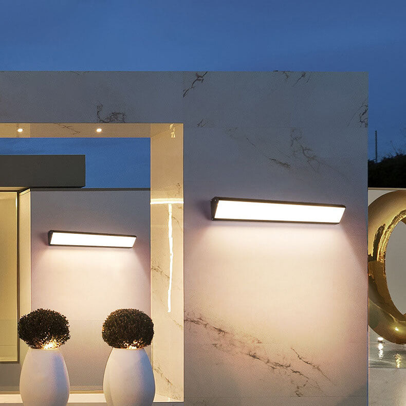 Contemporary Minimalist Waterproof LED Wall Sconce Lamp in Aluminum and Acrylic for Indoor/Outdoor Use