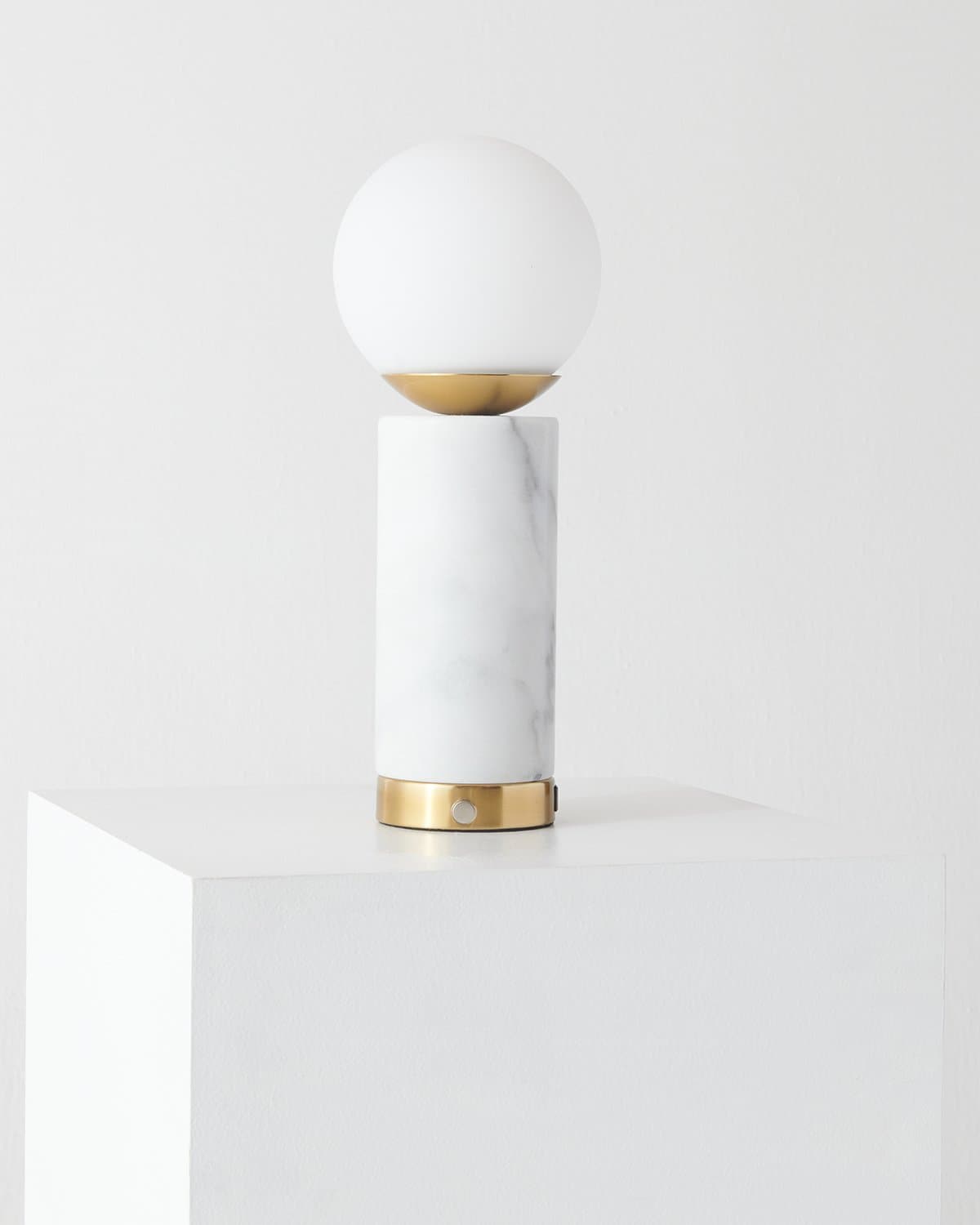 Aero USB Table Lamp | Marble Base, Dimmable Light