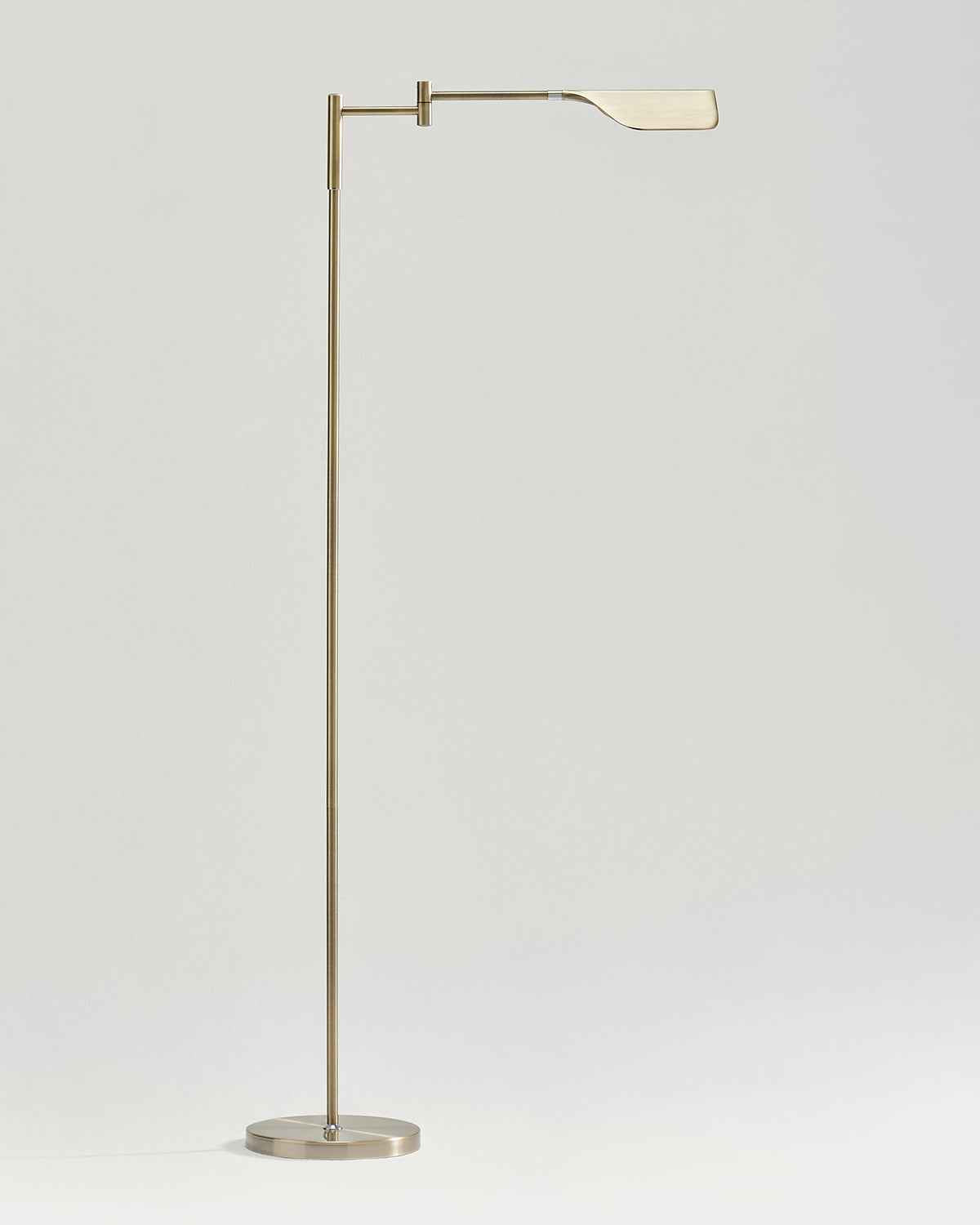 Luma Leaf Floor Lamp | LED, Three-Touch Dimmer