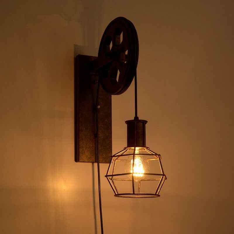 Retro Industrial Iron Wall Sconce Lamp with Single Pulley Light