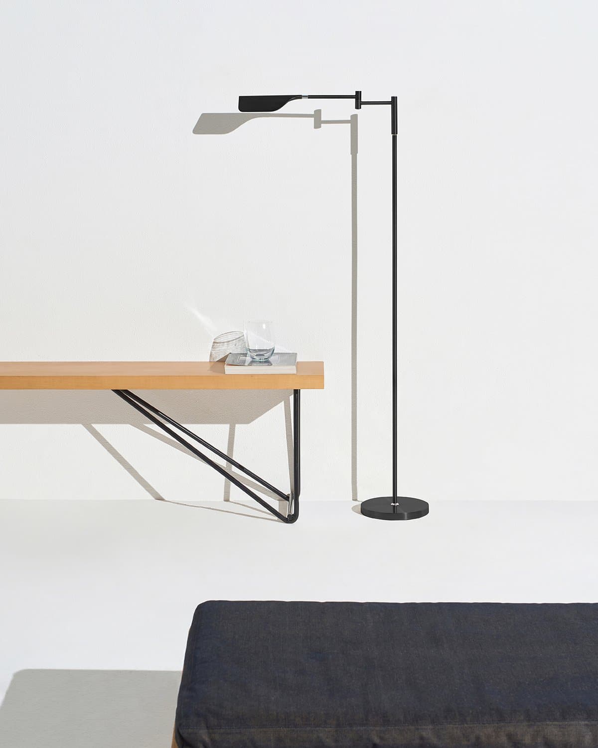 Luma Leaf Floor Lamp | LED, Three-Touch Dimmer