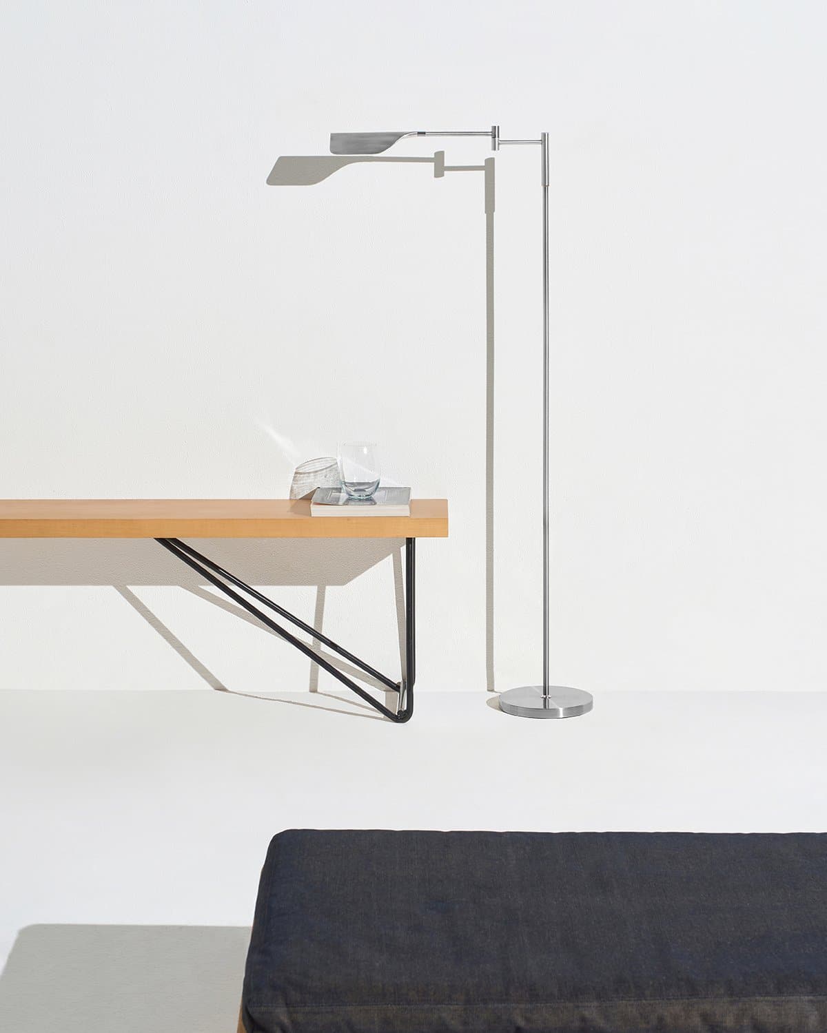 Luma Leaf Floor Lamp | LED, Three-Touch Dimmer