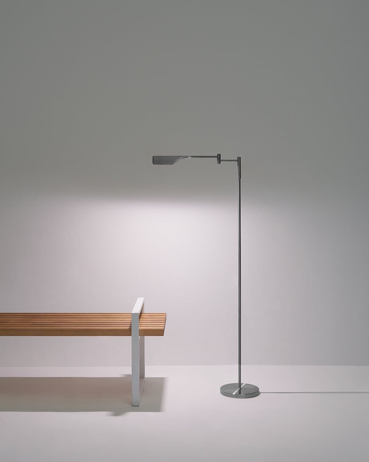 Luma Leaf Floor Lamp | LED, Three-Touch Dimmer