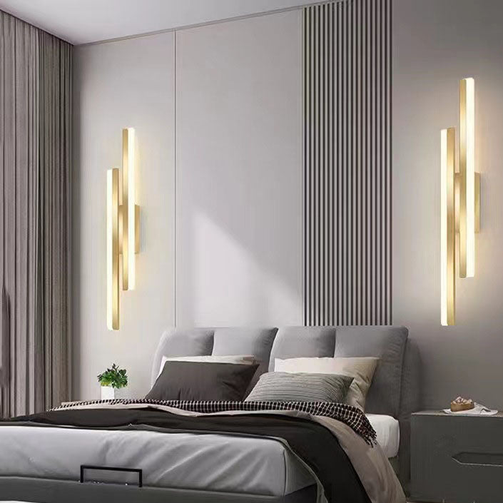 Contemporary Minimalist Iron and Acrylic LED Wall Sconce