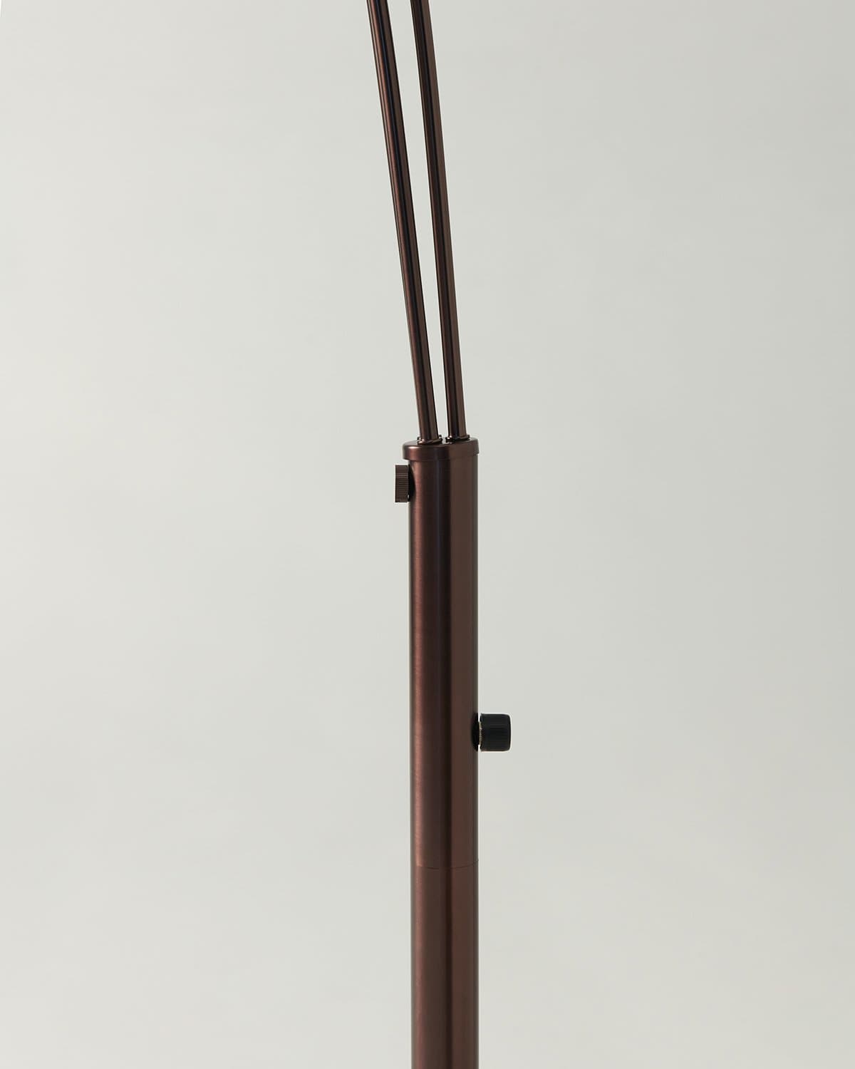 Trellis Floor Lamp | Adjustable Arms, Four-Setting Switch