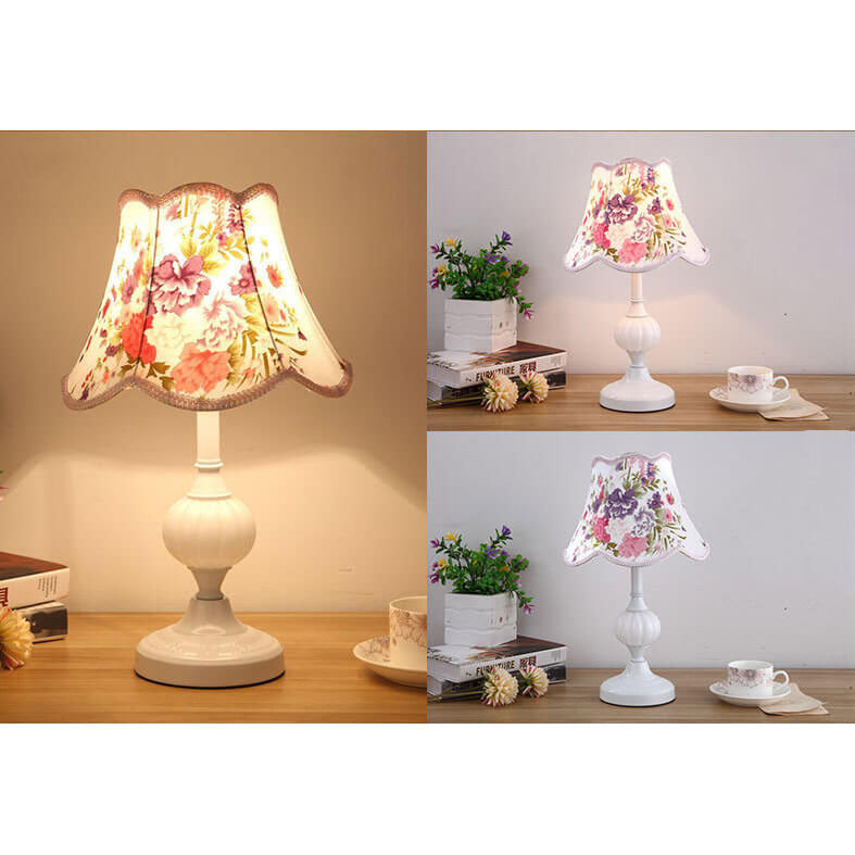 Vintage Nordic Floral Glass Table Lamp with Single Light