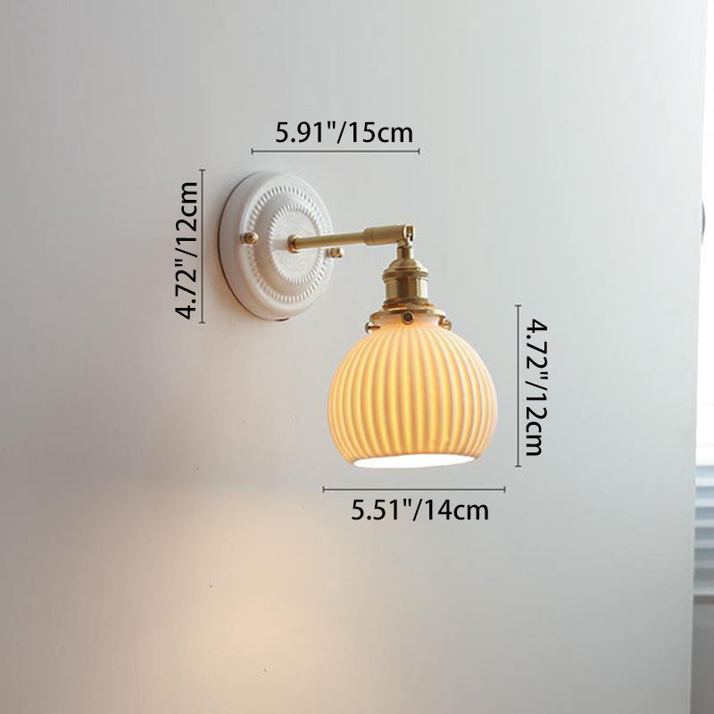 Classic Vintage Round Ceramic and Brass 1-Light Wall Sconce for Living Room