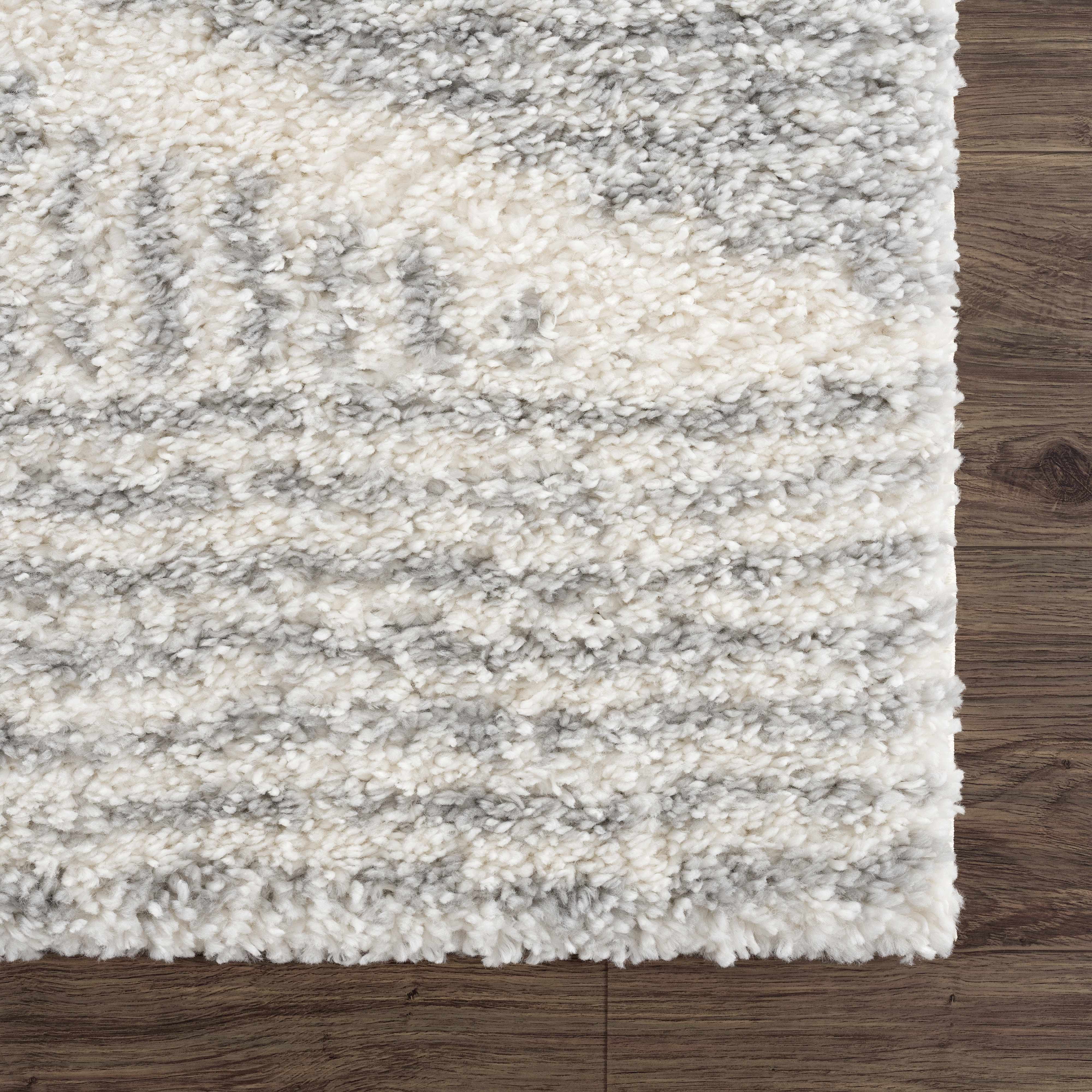 Gala Plush Area Rug  Machine Woven, 100% Polypropylene, Gray