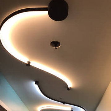 Contemporary Curved LED Wall Sconce Lamp in Long Aluminum Snake Design