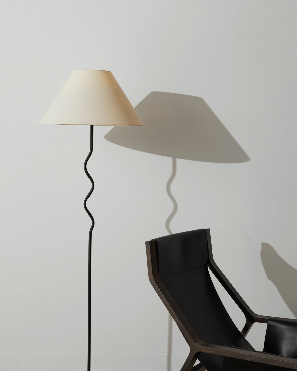 Curva Squiggle Floor Lamp | White Fabric Shade, Curvy Stem