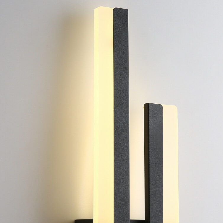 Contemporary Minimalist Iron and Acrylic LED Wall Sconce