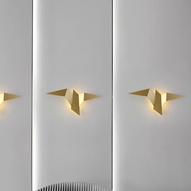 Contemporary Artistic Bird-Inspired 1-Light LED Wall Sconce
