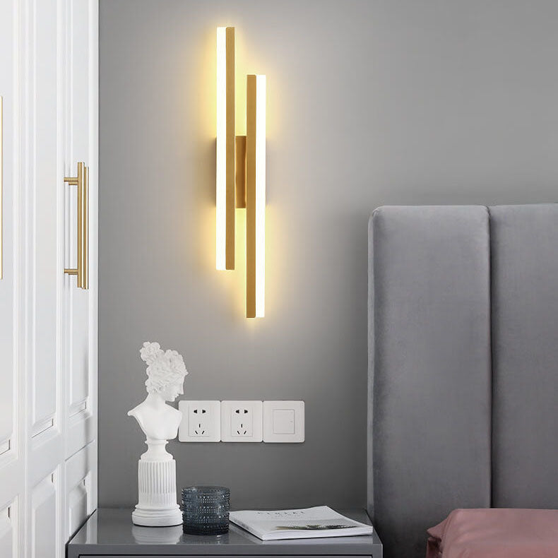 Contemporary Minimalist Iron and Acrylic LED Wall Sconce