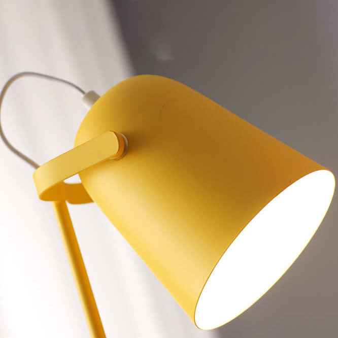 Nordic Macaron-Inspired Creative Iron Bucket 1-Light Table Lamp