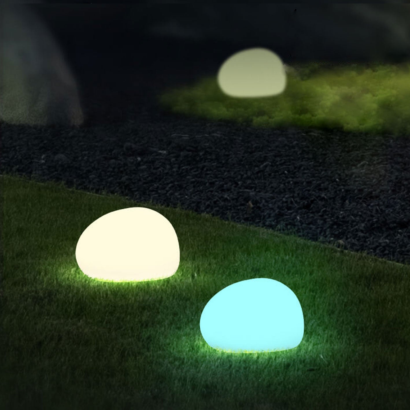Waterproof Solar-Powered PE Spherical LED Outdoor Lawn Light