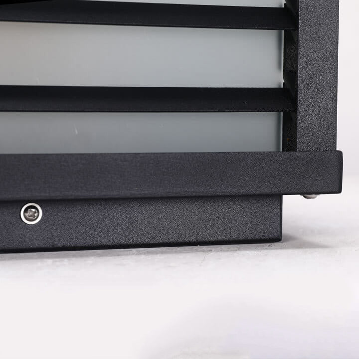 Contemporary Waterproof Solar LED Square Aluminum Landscape Post Light for Gardens