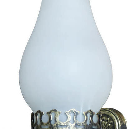 Vintage-Inspired Kerosene Single-Light Wall Sconce