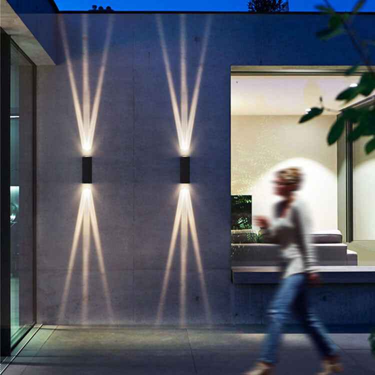 Contemporary Double-Headed LED Wall Sconce Lamp with Aluminum Lens for Outdoor Patios