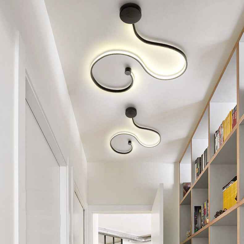Contemporary Curved LED Wall Sconce Lamp in Long Aluminum Snake Design