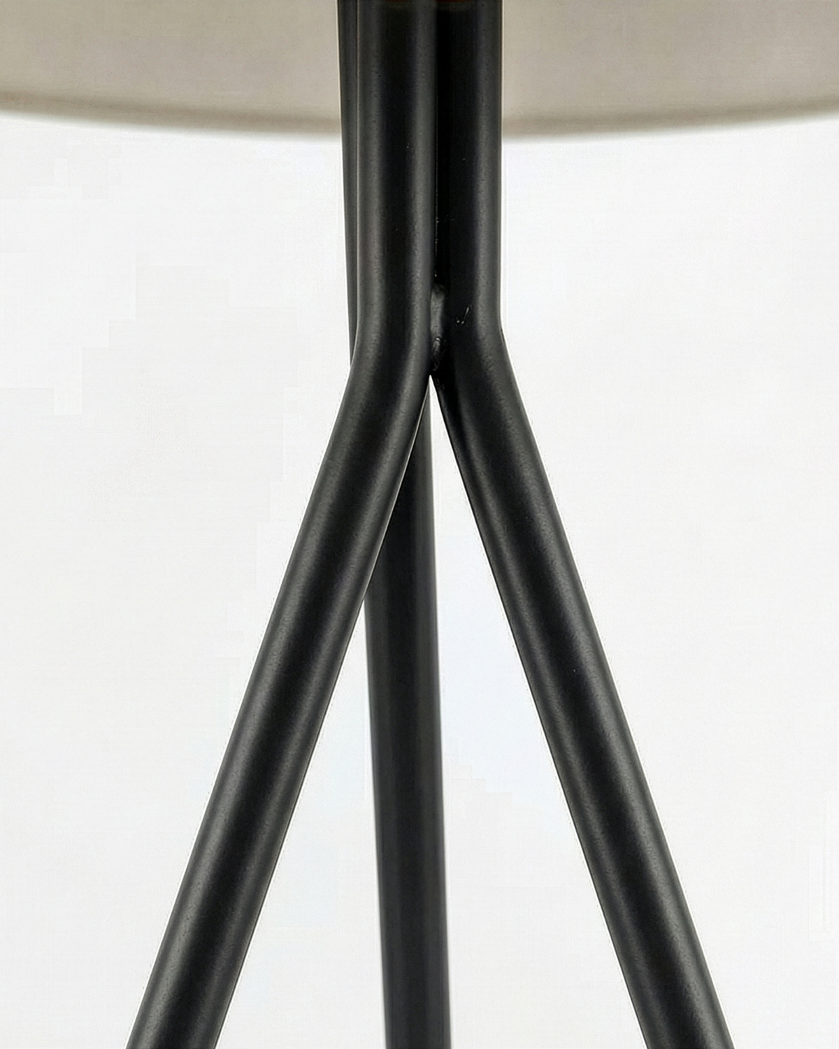 Fino Floor Lamp | Oversized Fabric Shade, Color Changing Bulb
