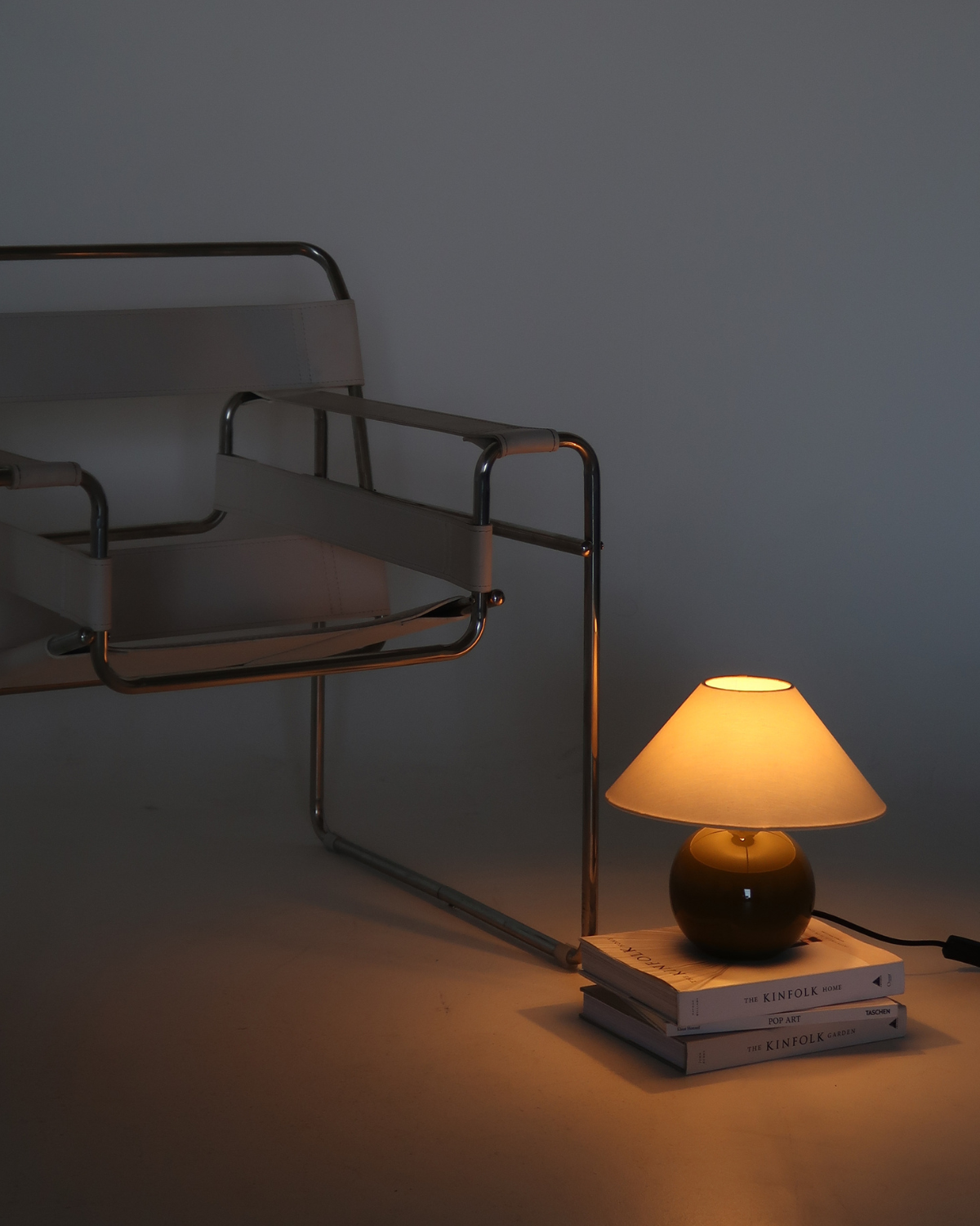 Fiora Table Lamp | Glossy Ceramic Base, Cotton Shade