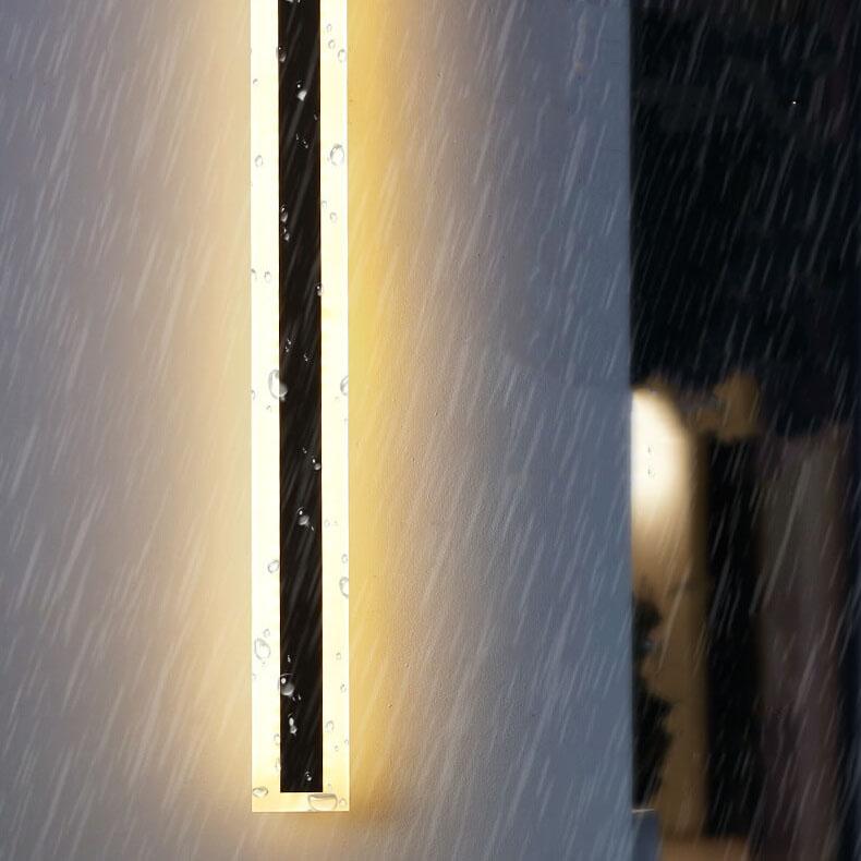 Stylish Elongated LED Acrylic Outdoor Wall Light - Waterproof and Minimalist Design
