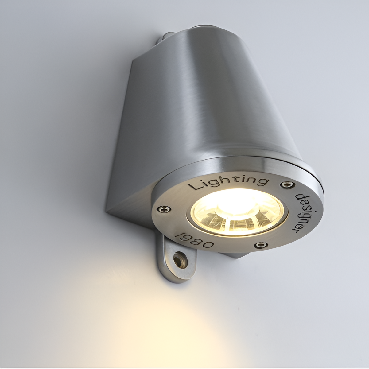 Bello Outdoor Wall Lamp | Aluminium, IP65 Waterproof