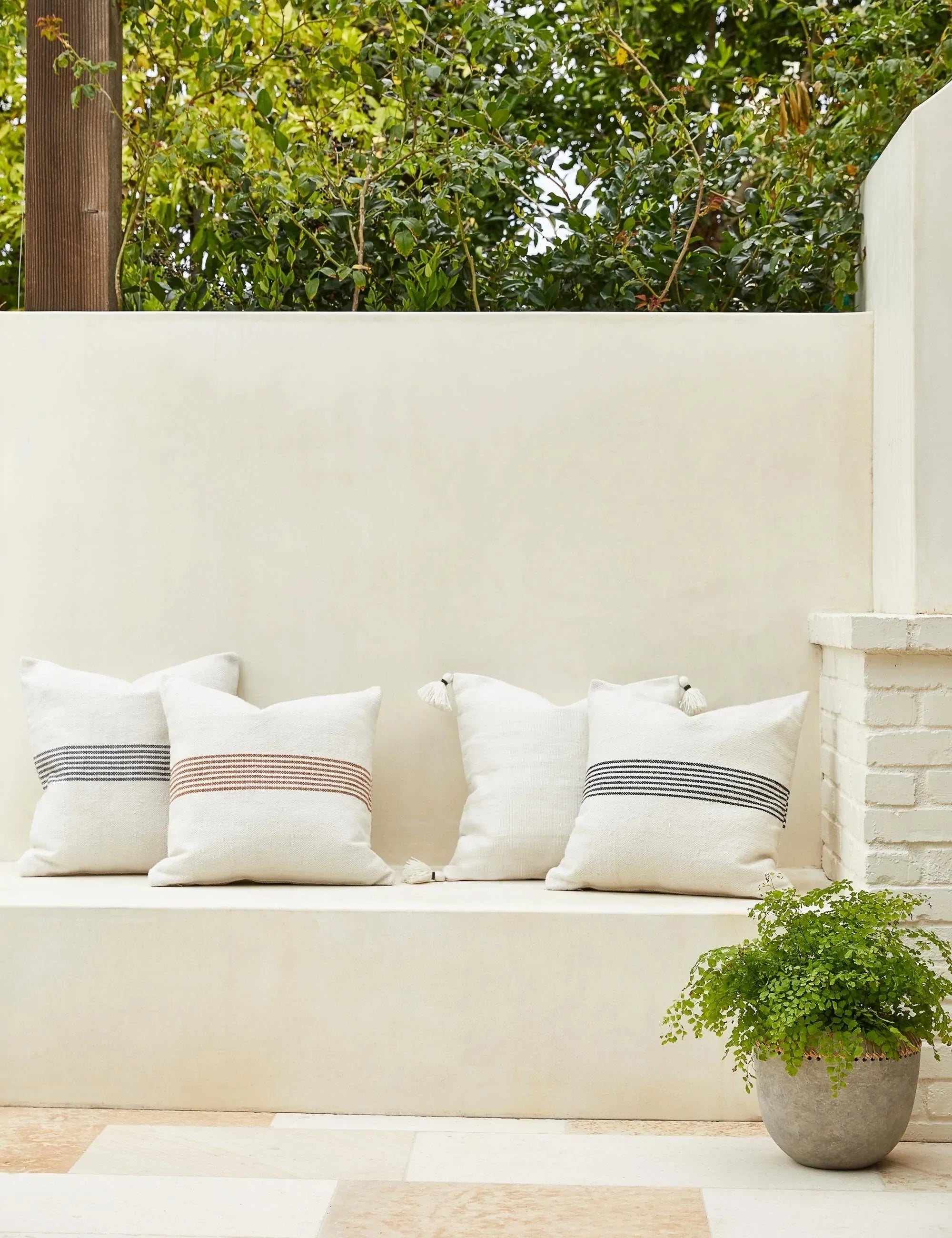 Kairo Indoor/Outdoor Pillow | Classic Stripe Design, Versatile Decor
