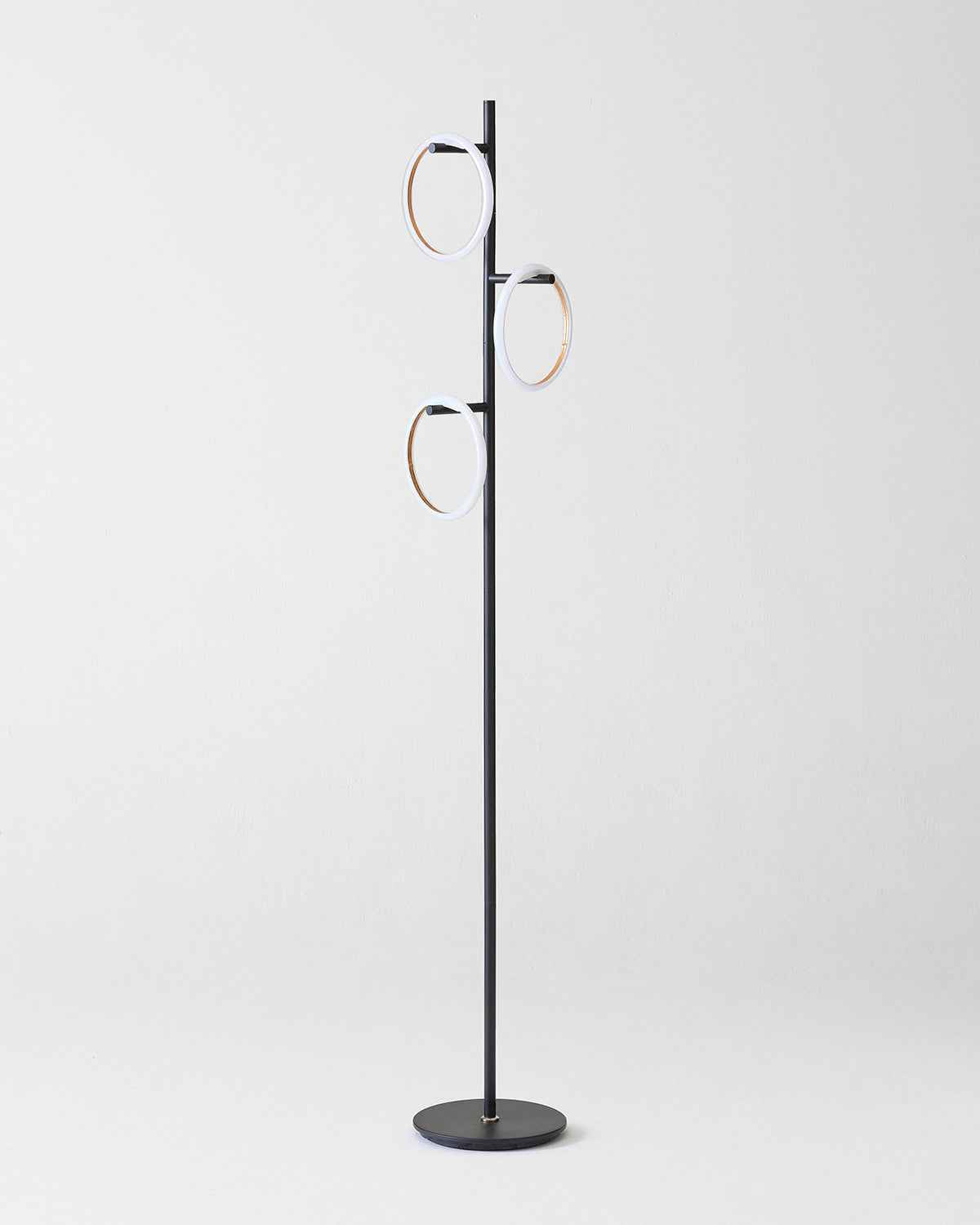 Breeze RGB Floor Lamp | Color-Changing, Matte Black Finish