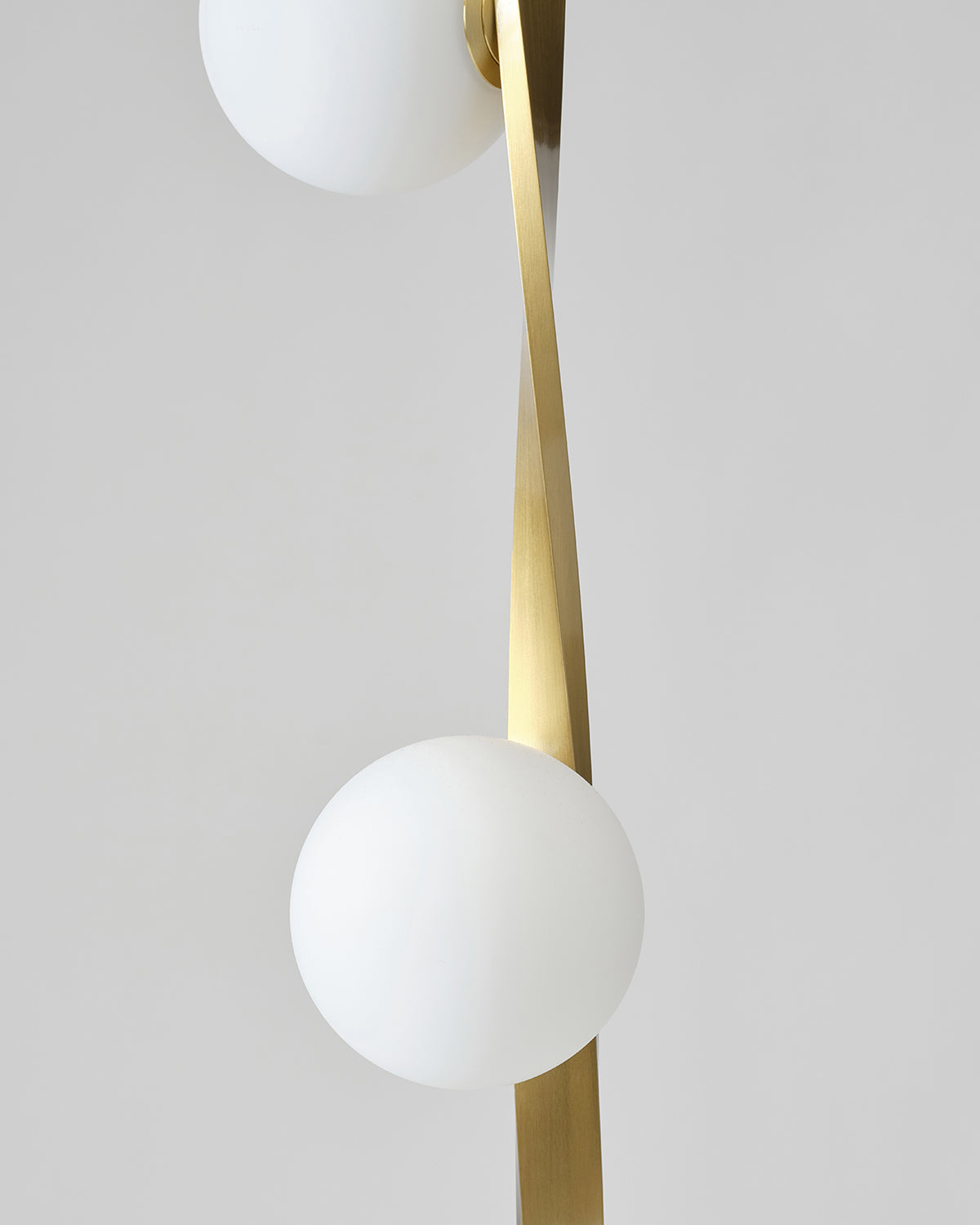 Navi Floor Lamp | Dimmable LED Globes, Twisted Brass Design