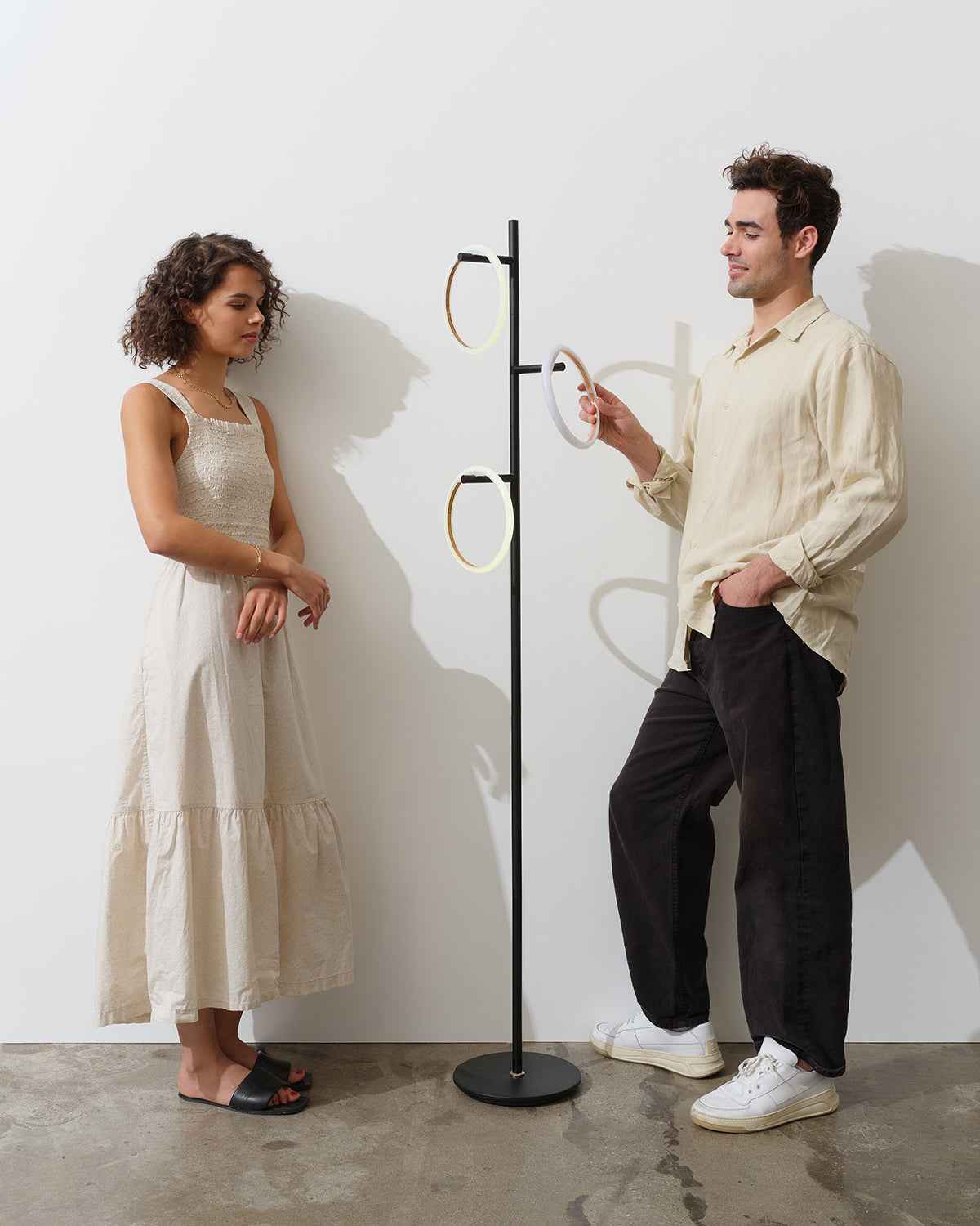 Breeze RGB Floor Lamp | Color-Changing, Matte Black Finish