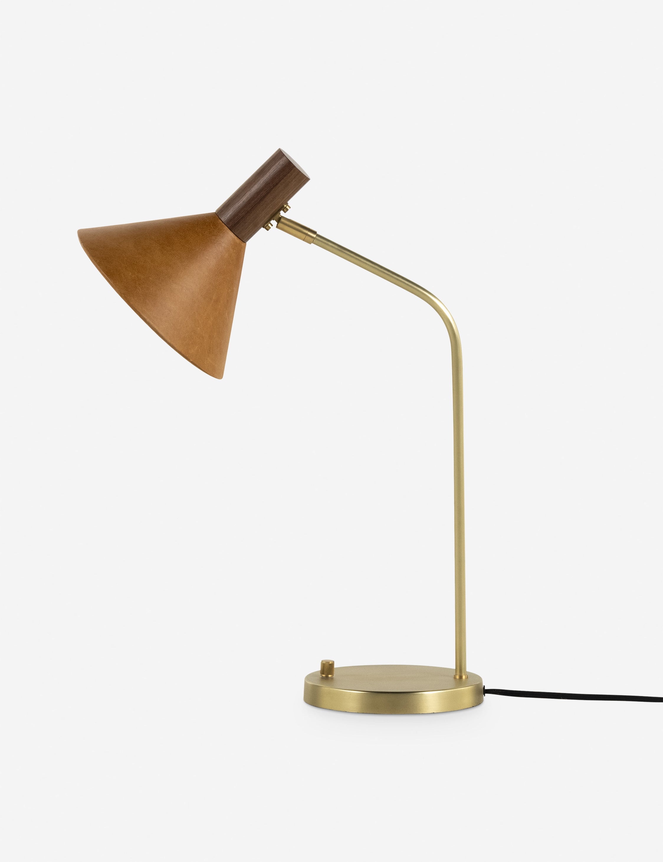 Dara Desk Lamp | Top-Grain Leather, Solid Walnut