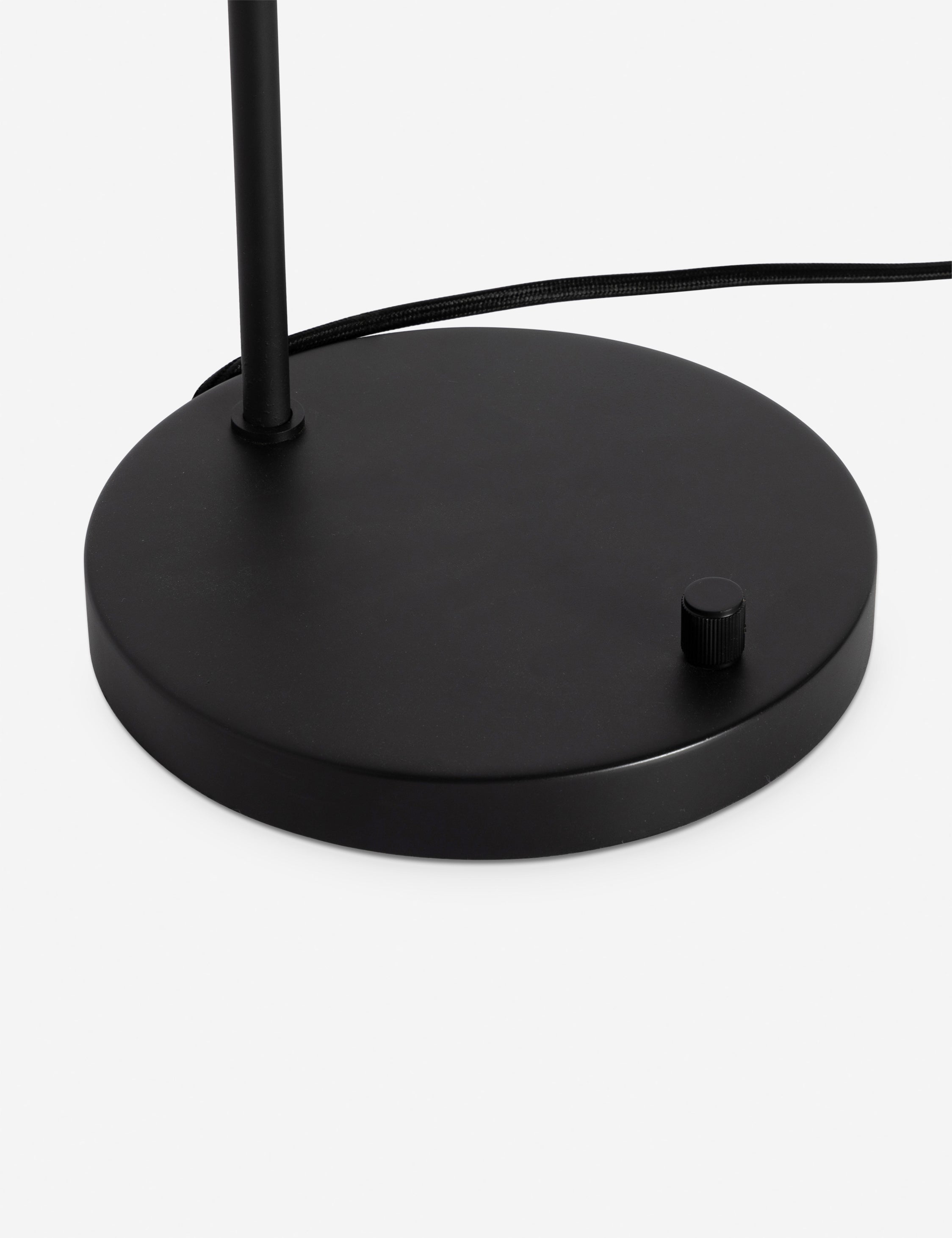 Dara Desk Lamp | Top-Grain Leather, Solid Walnut