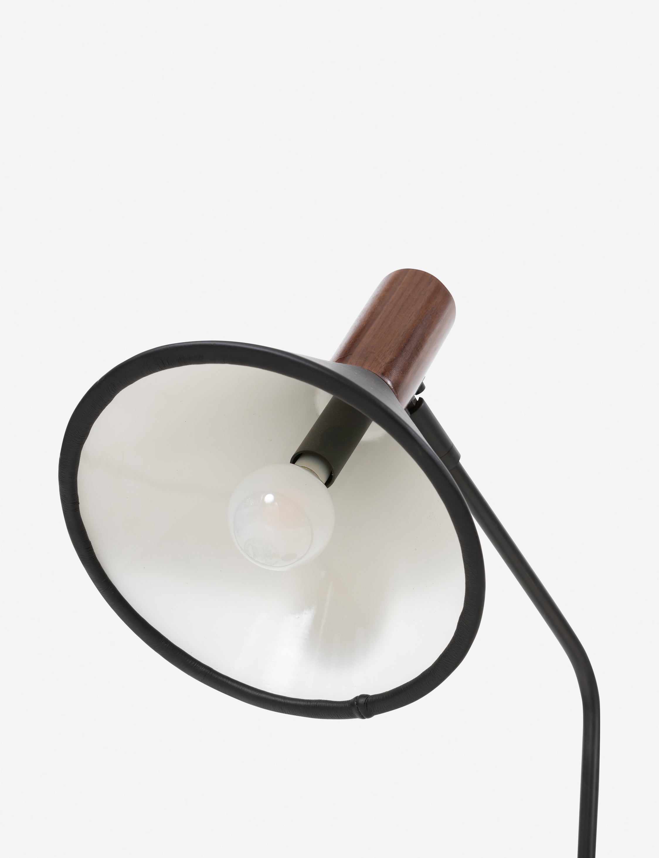 Dara Desk Lamp | Top-Grain Leather, Solid Walnut