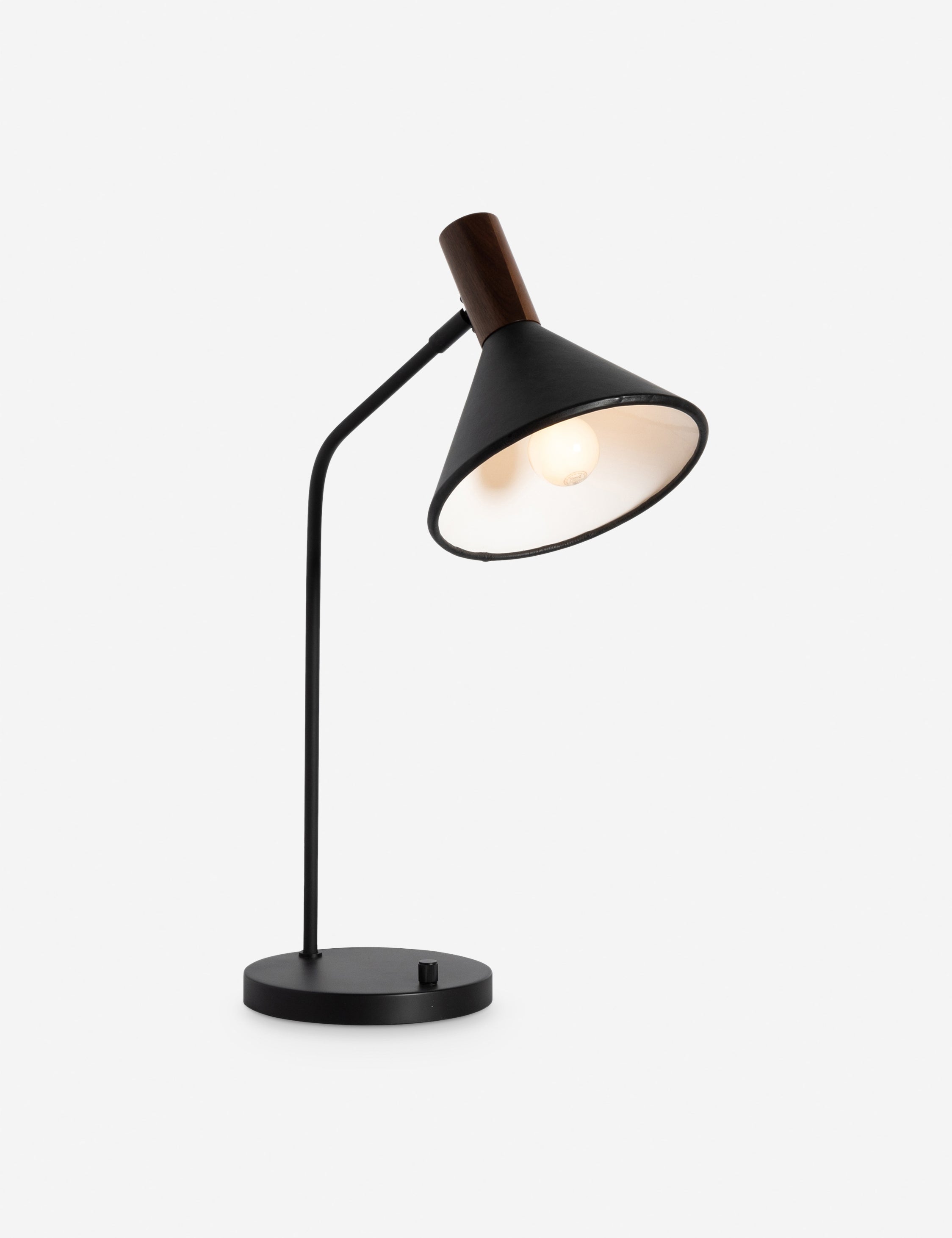 Dara Desk Lamp | Top-Grain Leather, Solid Walnut