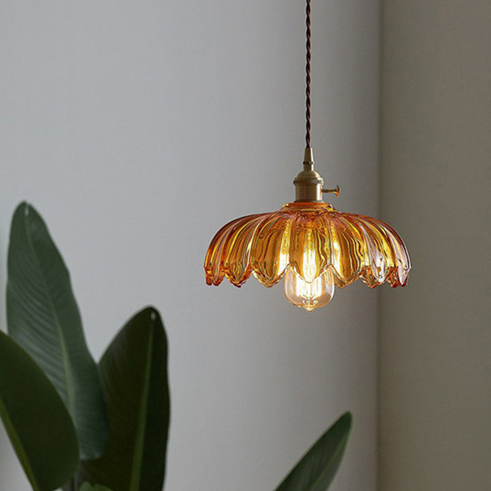 Bela Vintage Flower Pendant Lamp | Glass Shade, Brass Finish