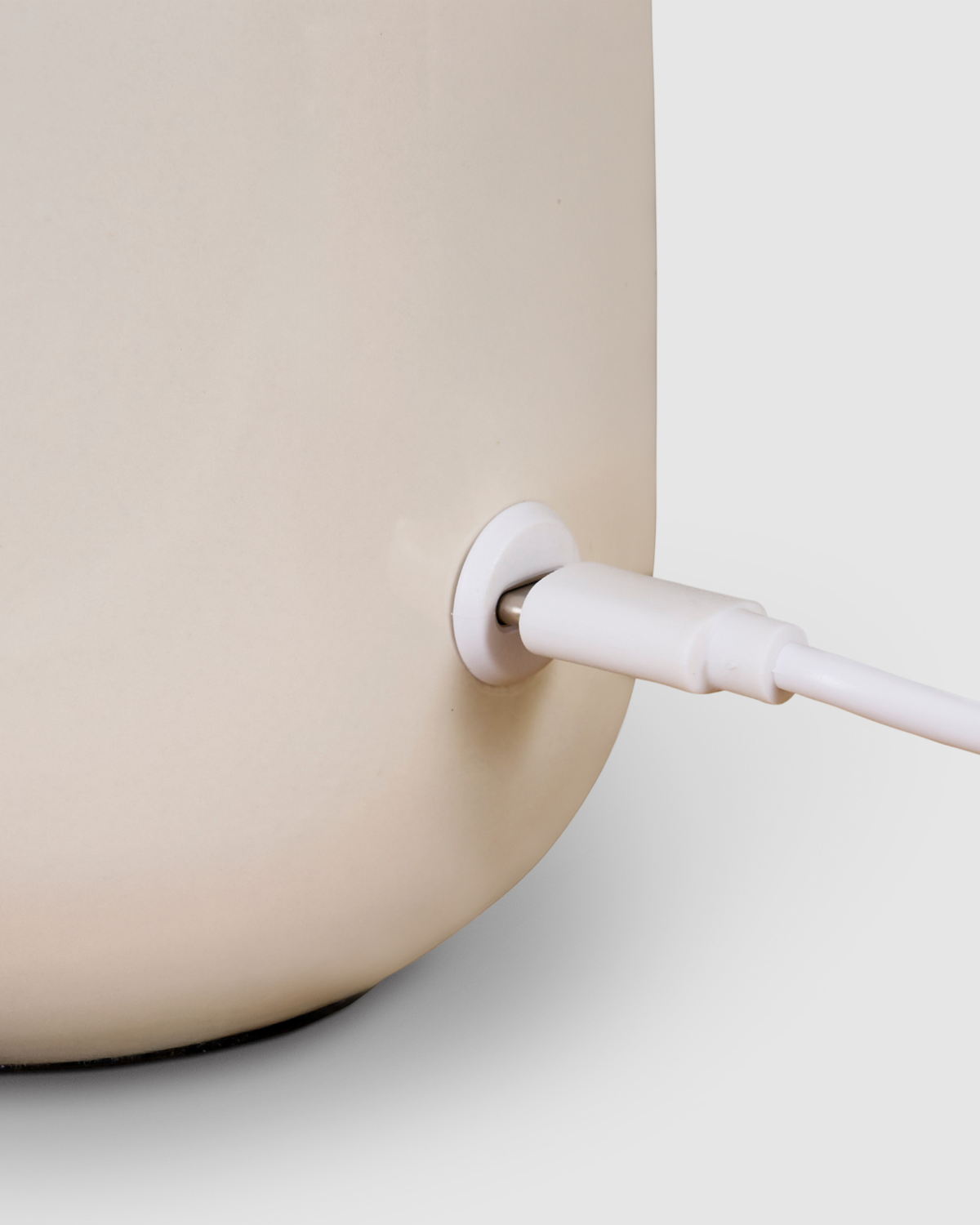 Reno Portable Lamp | Cordless, 12-Hour Battery Life