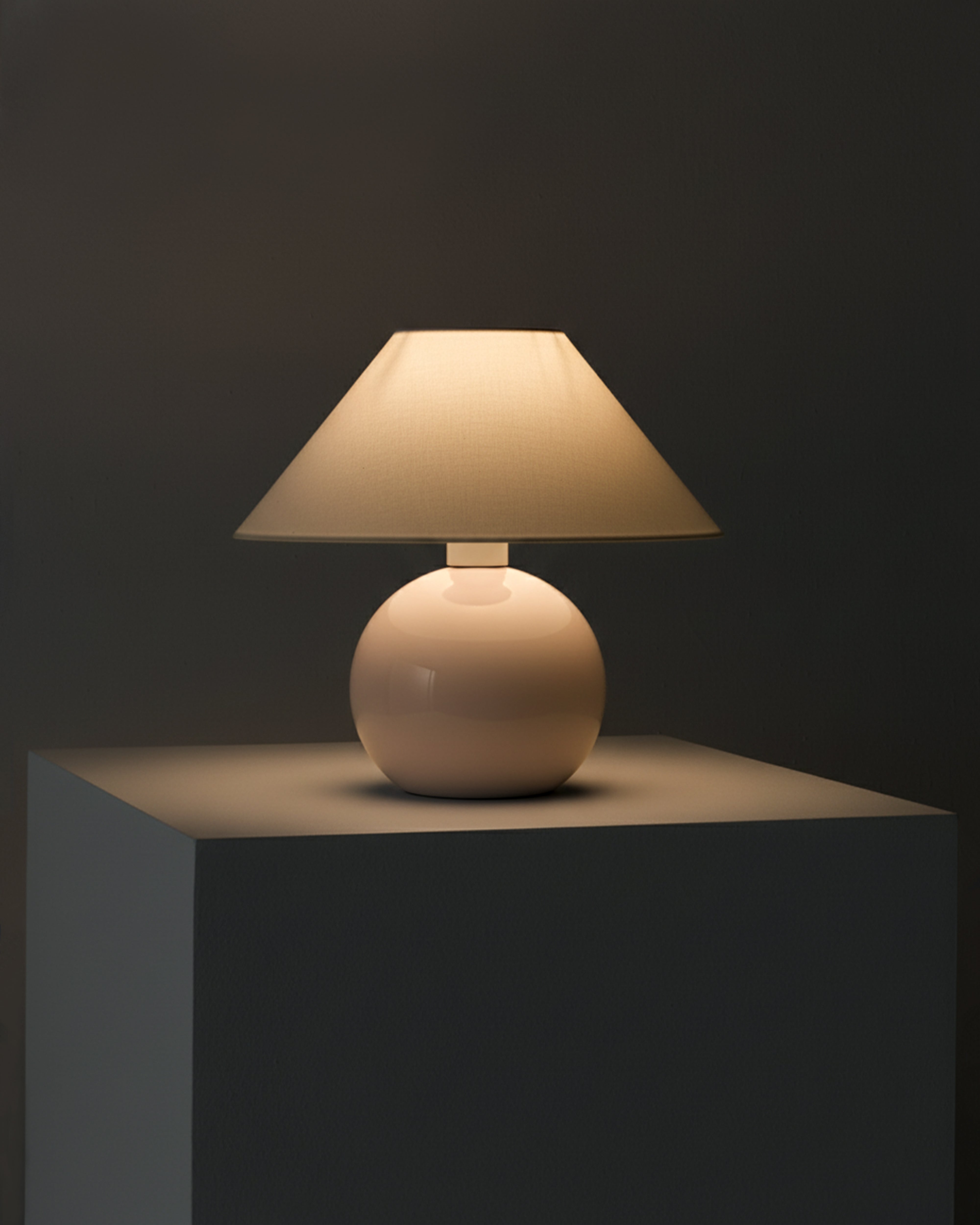 Fiora Table Lamp | Glossy Ceramic Base, Cotton Shade