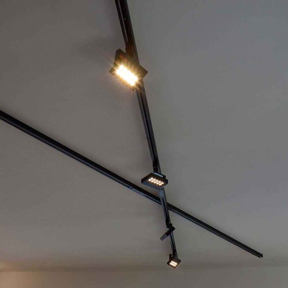 Bento 3-Phase Pendant Light Adapter | Universal for 230V Systems