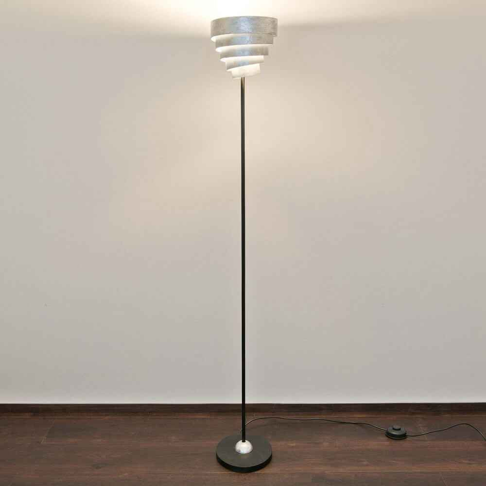 Belo Floor Lamp | Iron Black-Silver Design