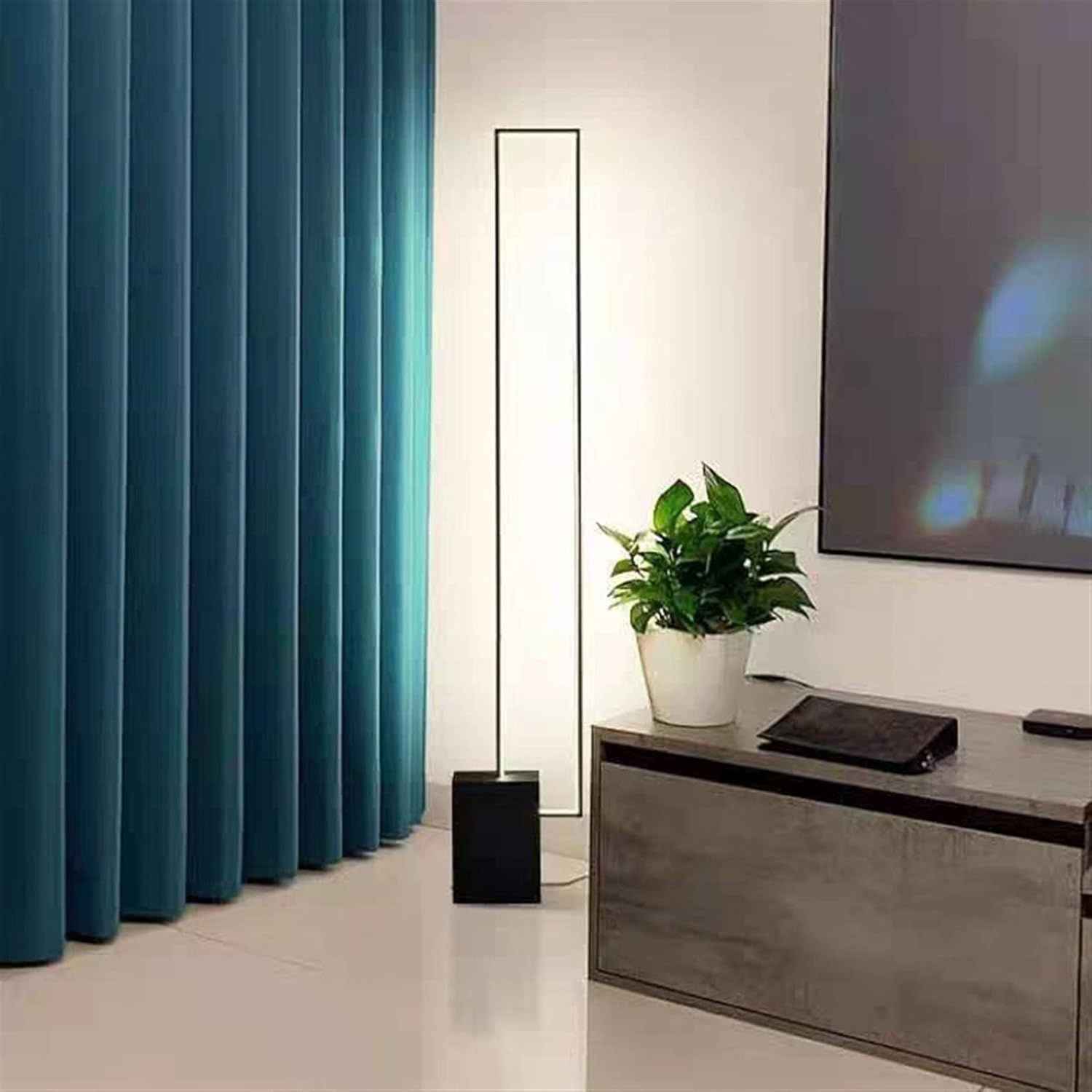 Astra – Black Modern Industrial LED Floor Lamp - Cendre Home