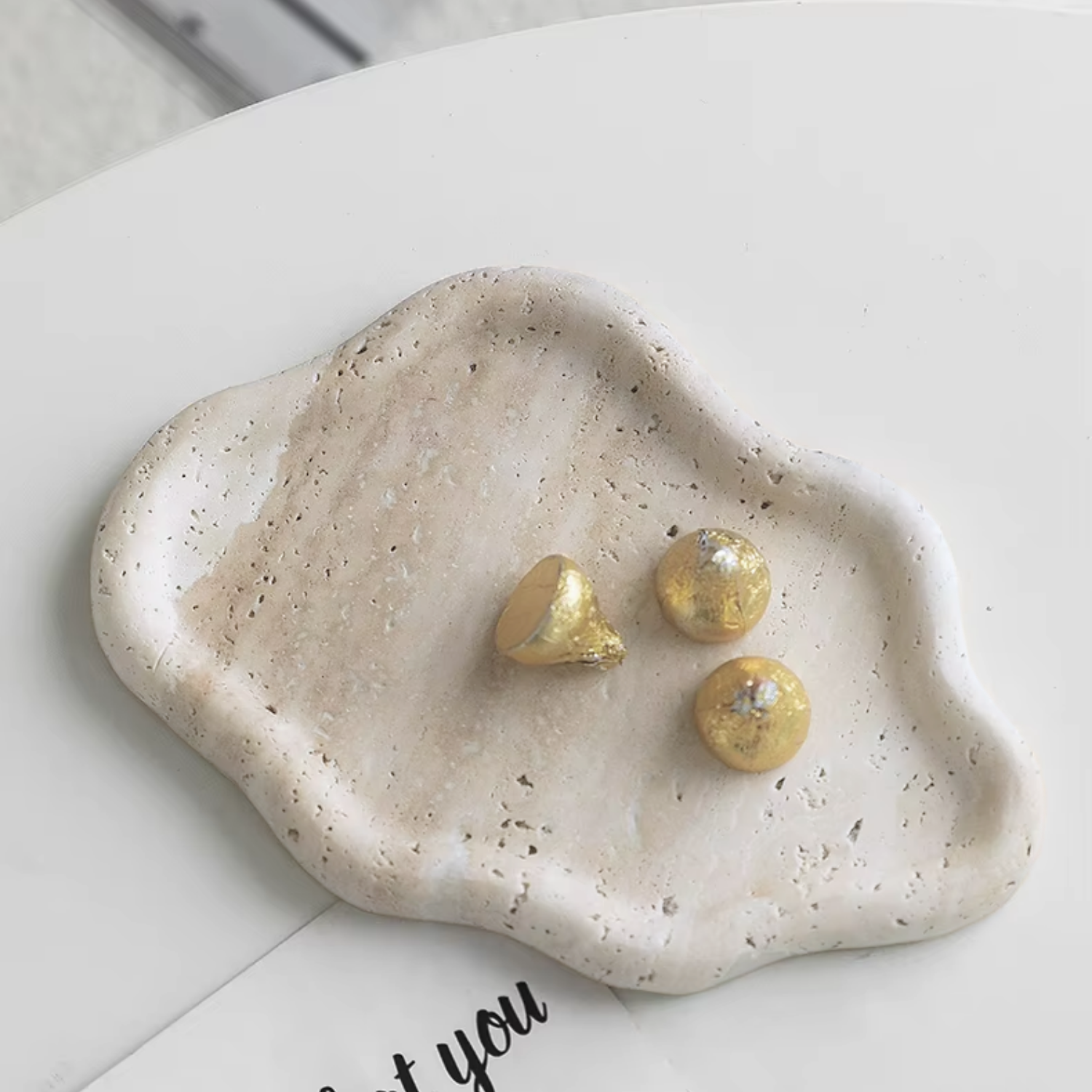 Cielo Stone Tray | Irregular Cloud Design, Natural Travertine