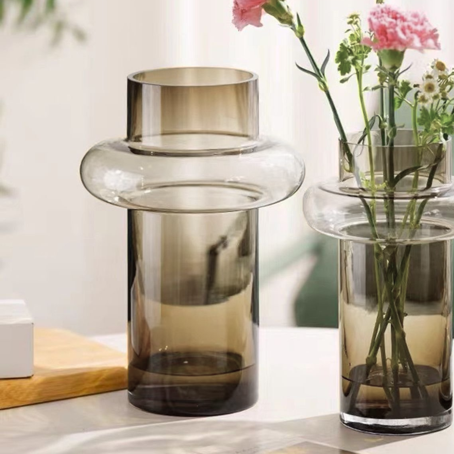 Brio Amber Ring Vase | High-Strength Glass, Ombre Design