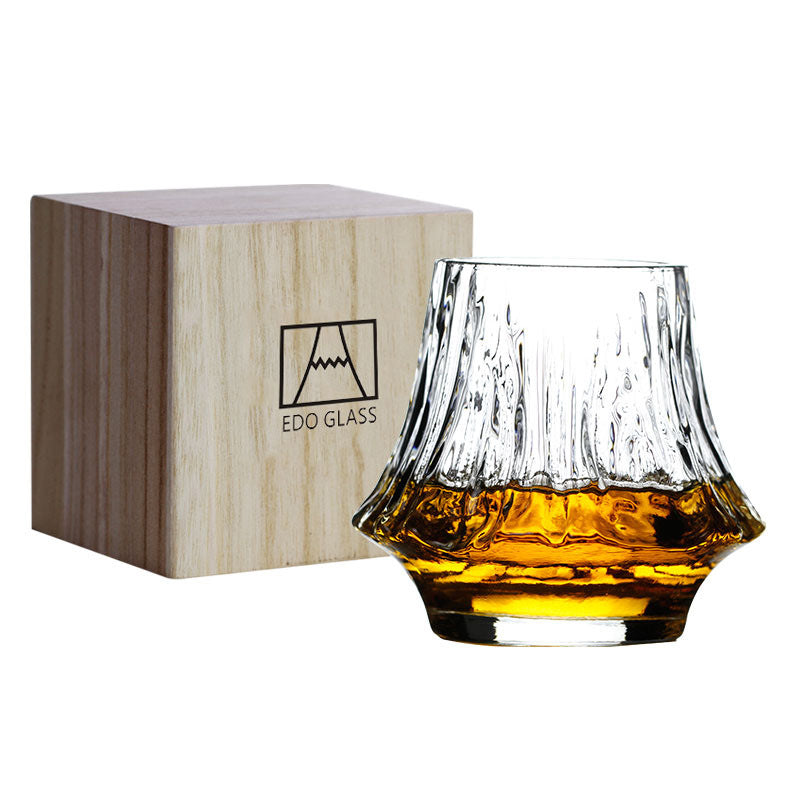 Kumo Whisky Glass | Hittebestendig, Vulkanisch Design in Houten Kist