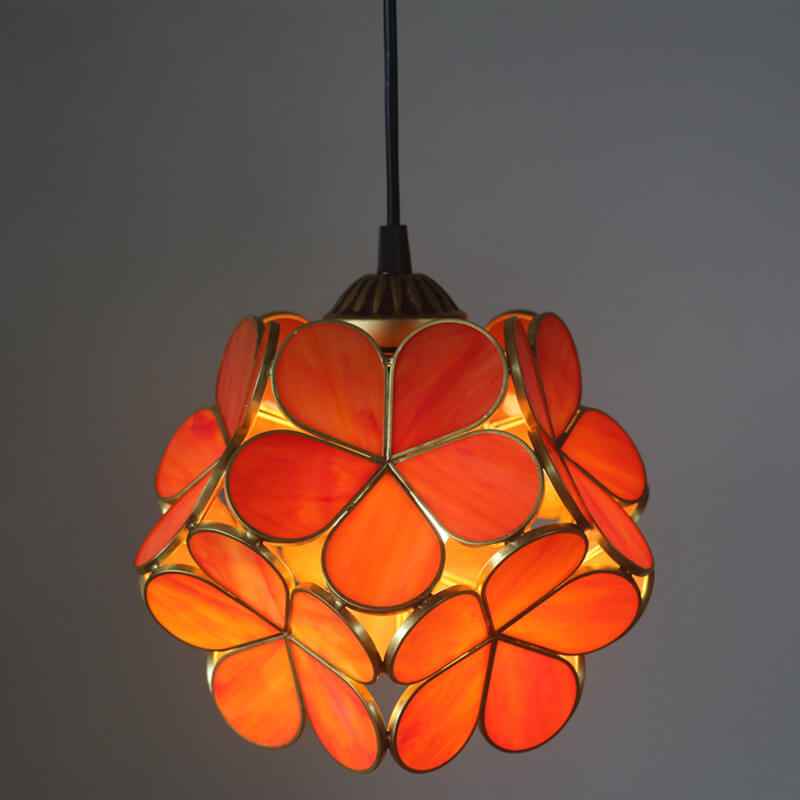 Retro Stained Glass Petal Single-Light Pendant Fixture