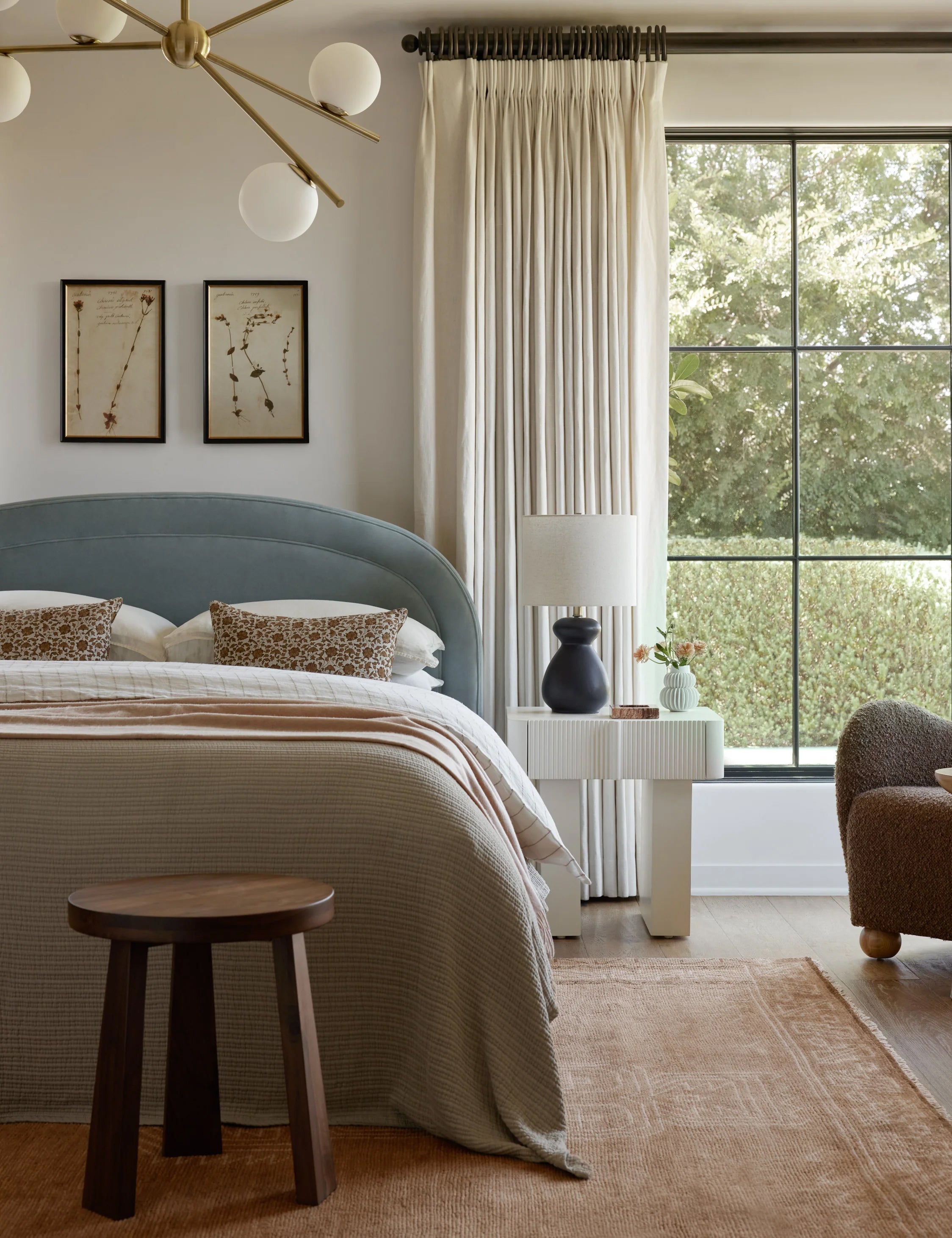 Nexus Platform Bed | Arched Headboard, Bespoke Upholstery