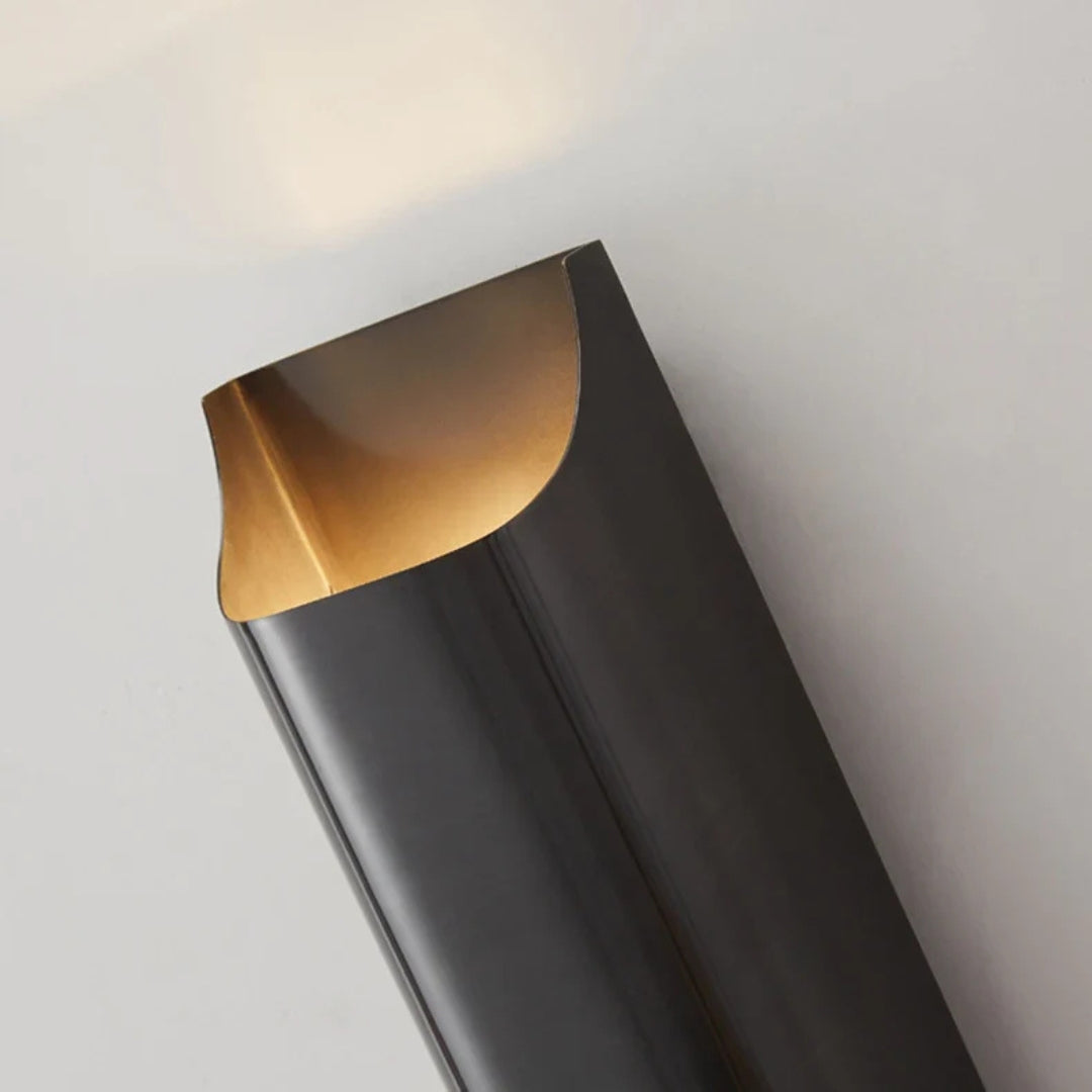 Celo Wandlamp | Moderne Up & Down Glow, Brushed Gold or Matte Black