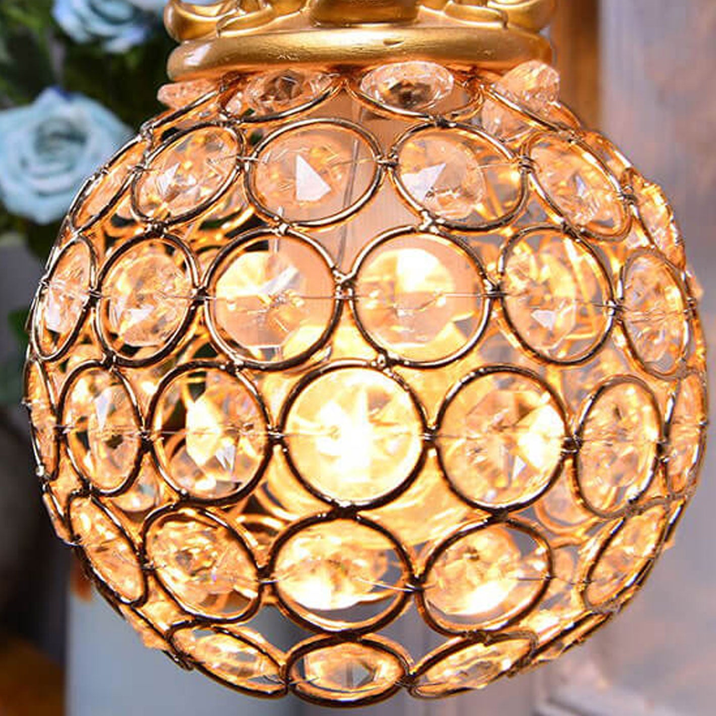 Vintage-Inspired Resin Deer Head Wall Sconce Lamp with Single Light